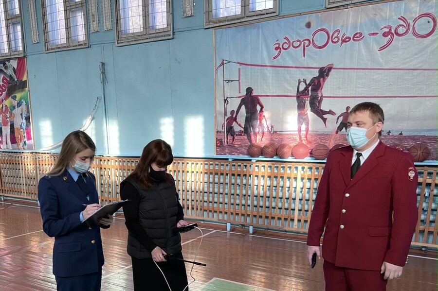 В Тындинском районе прокуратура проверила температурный режим в школе