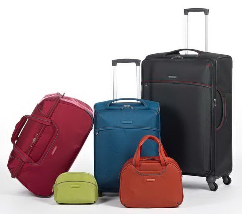 Большой выбор красивых фирменных дорожных сумок и чемоданов