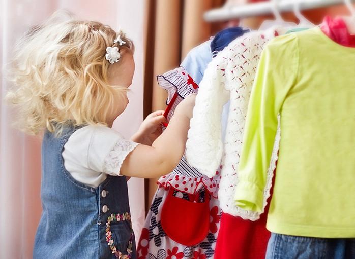 Что нужно учесть при выборе одежды для ребенка?