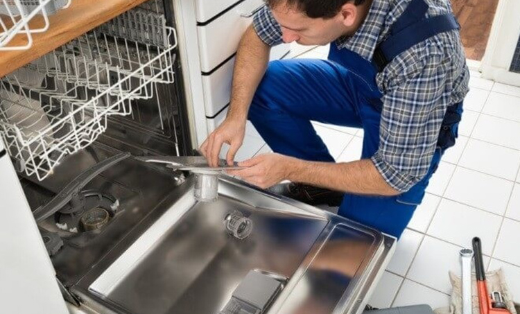 Посудомоечные Машины Smeg: Частые Поломки и Эффективный Ремонт
